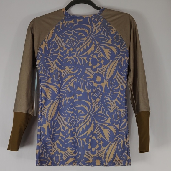 Seea Floral Rashguard - Picture 6 of 7
